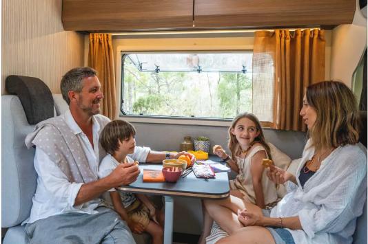 Een Camper huren in Alblasserdam? Enthousiast Camperverhuurbedrijf Alpine Campers is er voor jou!