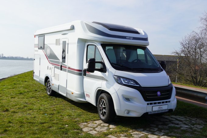Een Camper huren in de Krimpenerwaard? Alpine Campers is de specialist in camperverhuur!