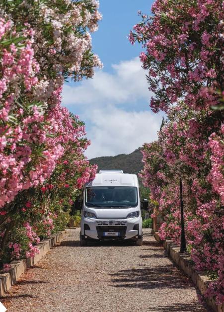 Een camper huren in Zuid-Holland? Camperverhuurbedrijf Alpine Campers ontvangt je graag!