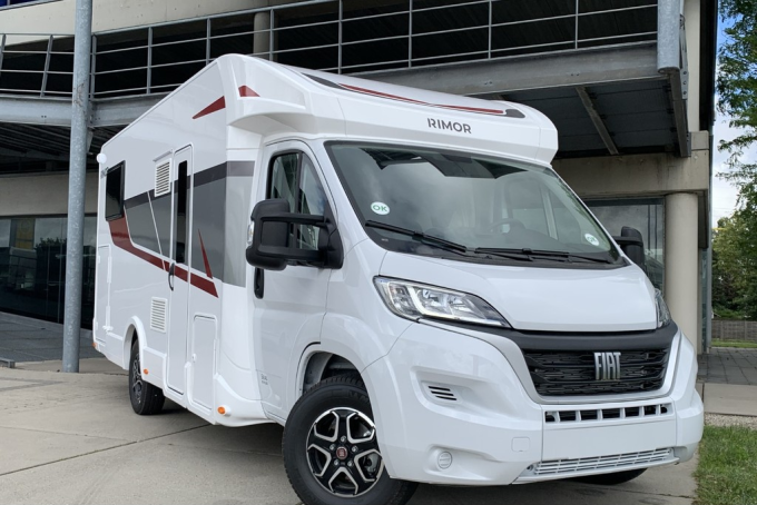 Rimor Seal camper